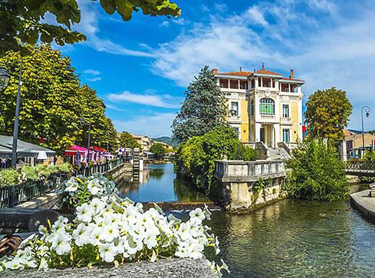 "Enfin Arrives" Maison Spacieuse En Campagne LʼIsle-sur-la-Sorgue Exterior foto